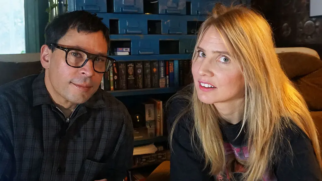 Martin Wicklin med författaren Amanda Romare.