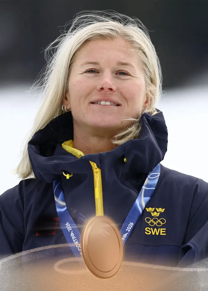 Maja Dahlqvist med OS-bronsmedalj runt halsen. Foto: Ann-Christine Poujoulat/TT