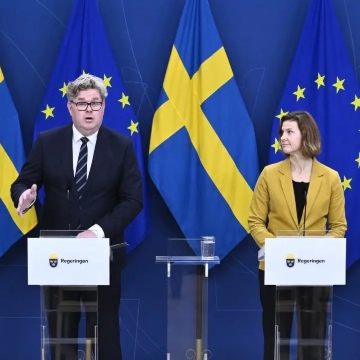 Henrik Vinge (SD), ordförande i justitieutskottet, justitieminister Gunnar Strömmer (M), jämställdhetsminister Nina Larsson (L) och Christian Carlsson (KD)