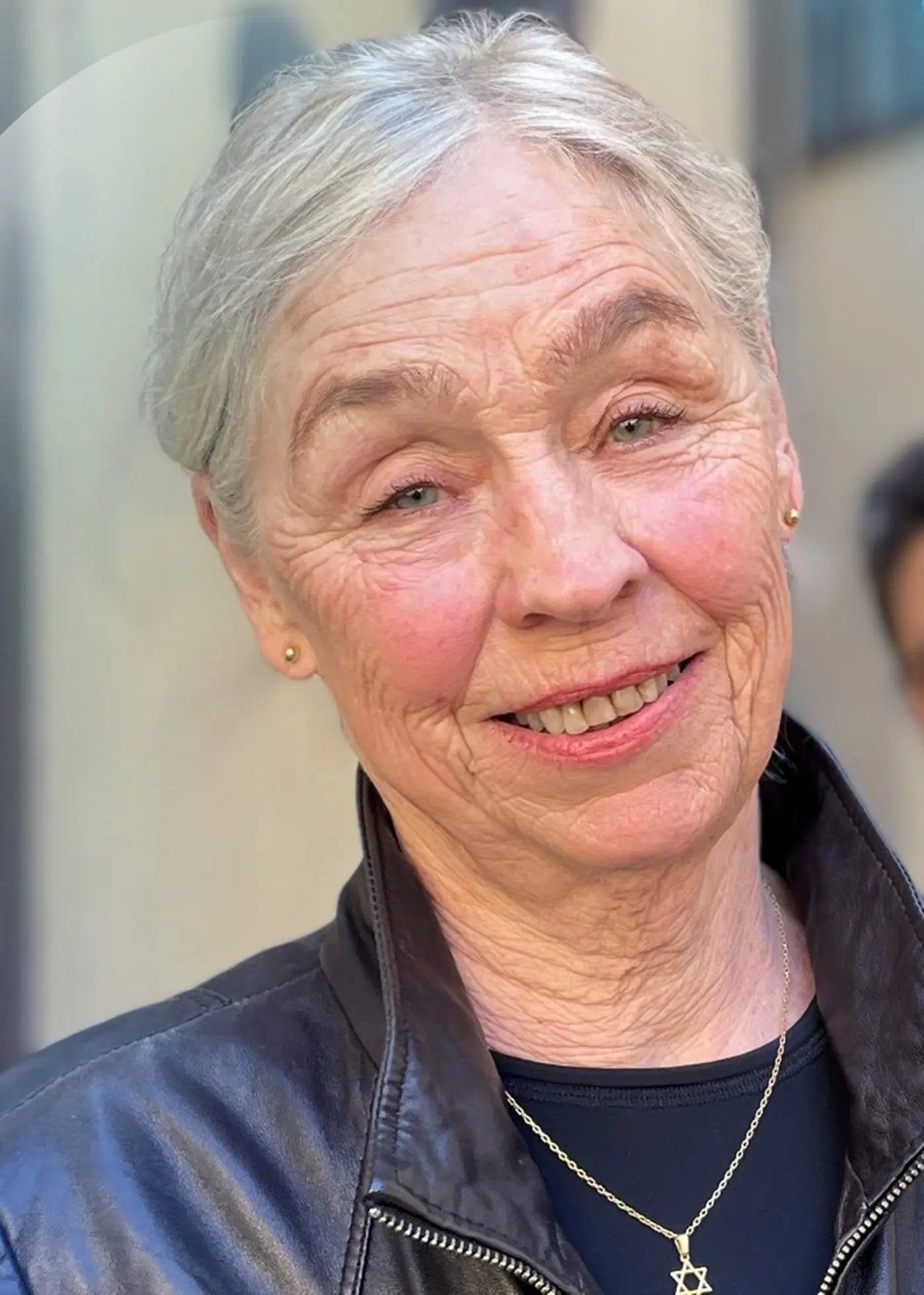 Tidigare journalisten Stina Dabrowski och programledaren Martin Wicklin.