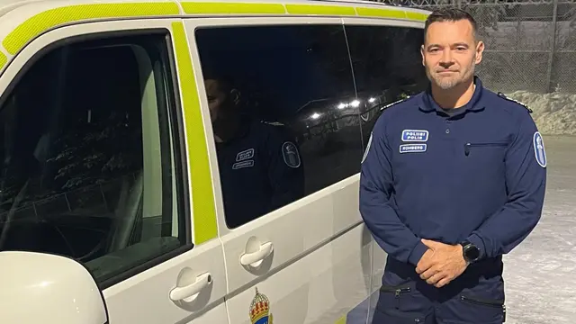 Suomalainen polisi Christian Romberg oli Luulajassa. 