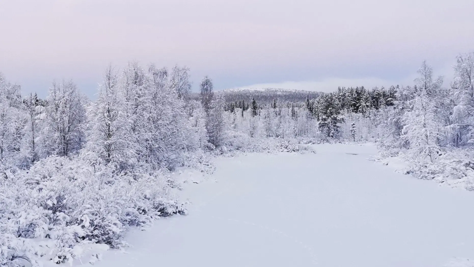 Talvimaisema Äkäslompolossa. 