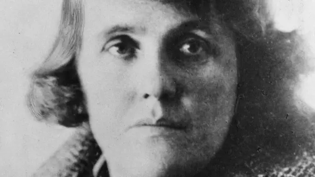 Moa Martinson (1890-1964) gav ut en diktsamling: Motsols, 1937.