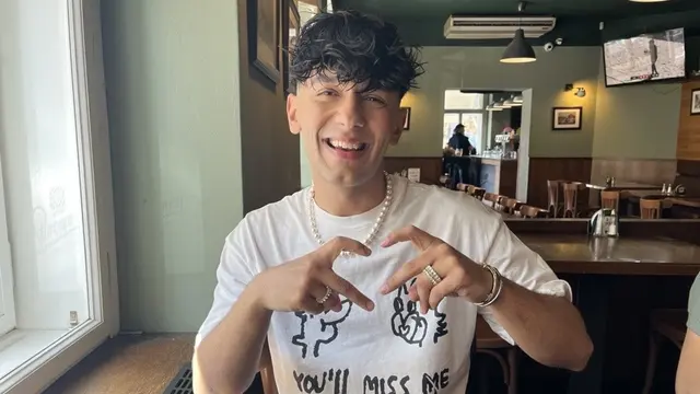 Den kända romska sångaren Jan Bendig är månadens profil December, hör honom berätta om sin musik och vad som inspirerar honom.