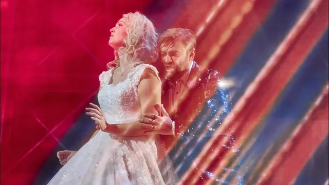 Slávka Zámečníková och Pavol Breslik i Wienoperans uppsättning av Brudköpet.