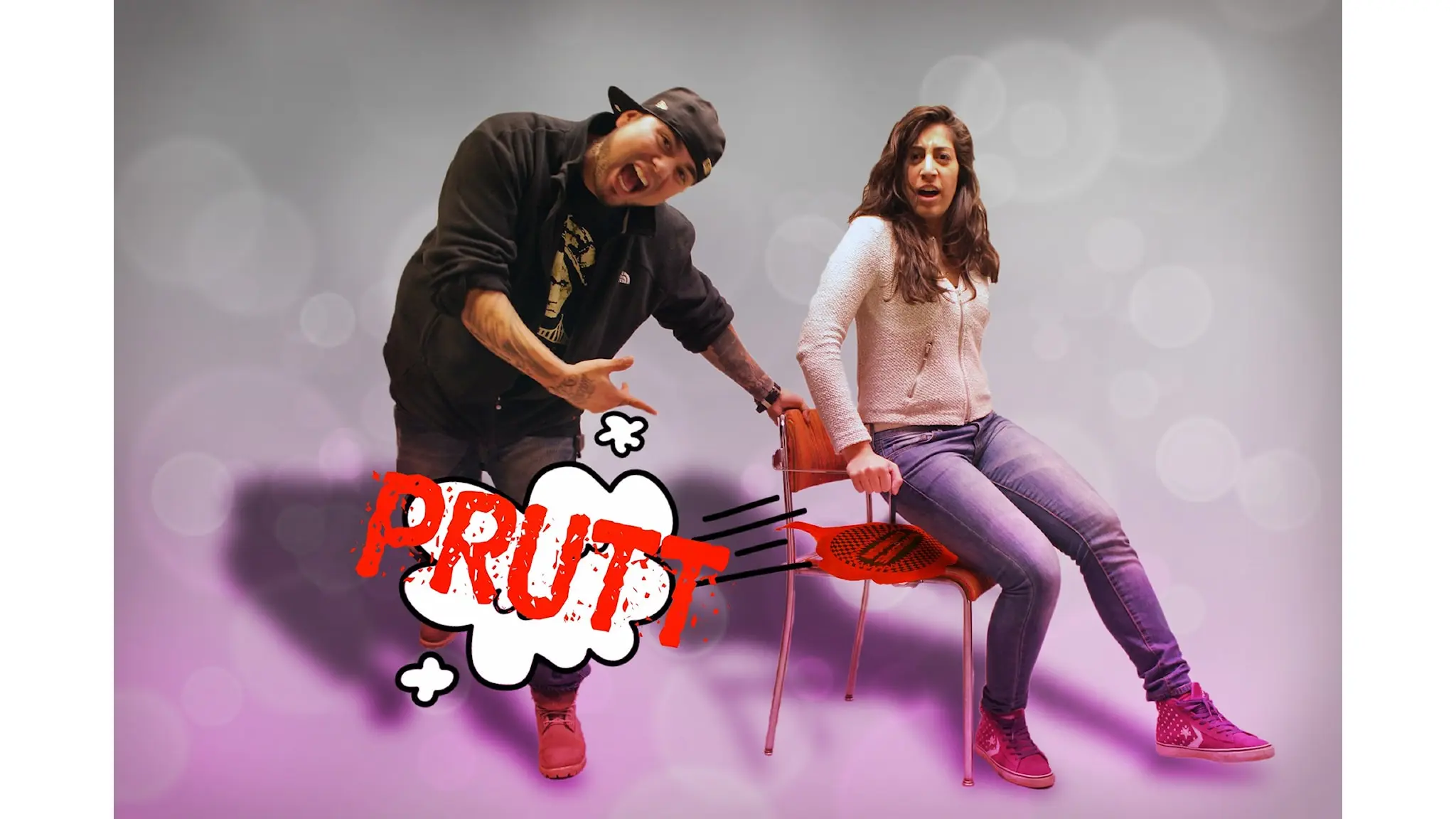 Suzi börjar tröttna på Juans prutthumor. Foto: Gustaf Widegård/SR