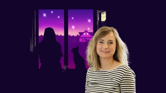 Annika pratar med lyssnare om deras lekar i Karlavagnen, torsdag. 