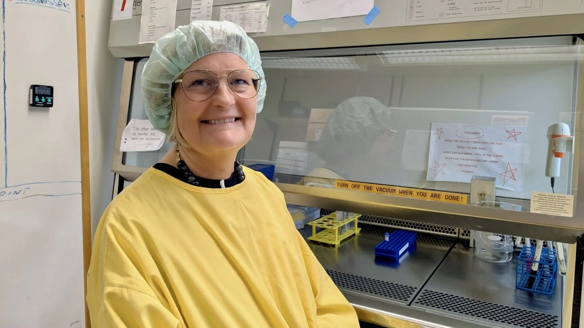 Stamcellsforskaren Malin Parmar vid Lunds universitet i sitt laboratorium.