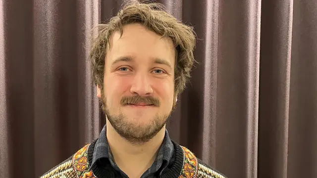 Saxofonisten och kompositören Sebastian Mattebo den 20 november 2025. Foto: Berit Nygren/Sveriges Radio