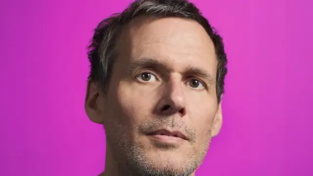 Clark är aktuell med albumet Steep Stims.