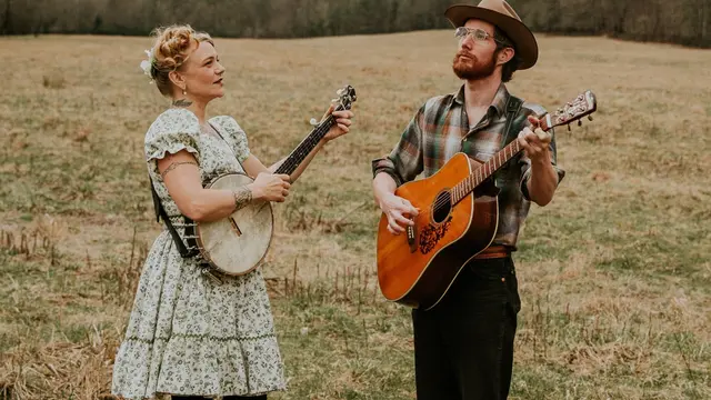 The Resonant Rogues är ett av banden som hörs i veckans mixtejp