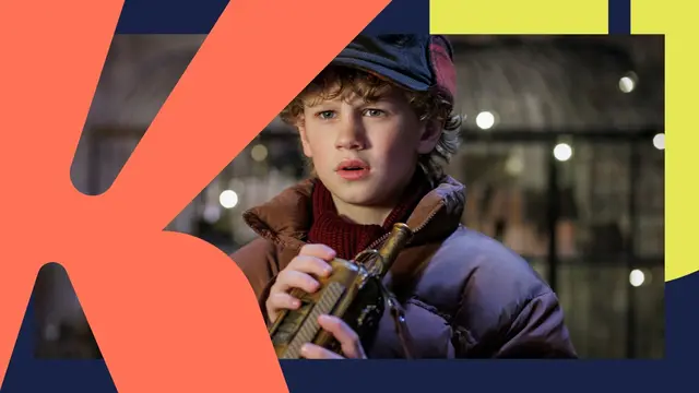 Clint (Gusten Wickberg) med tidskikaren i årets julkalender "Tidstjuven".