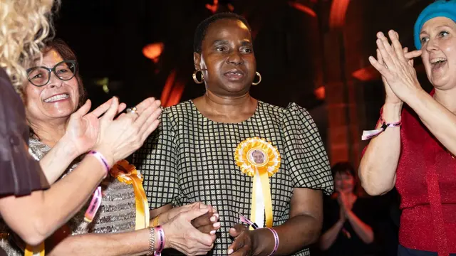 Nnena Kalu har fått Storbritanniens finast konstpris.