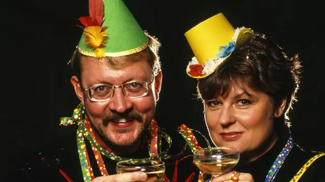 Jakob Dahlin och Annika Hagström debuterade på Svensktoppen 1988 i samarbete med Vikingarna. 