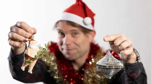 Henrik Olsson i julskrud