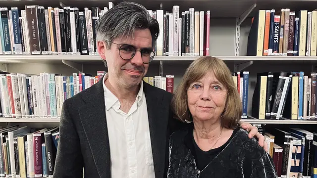 Joel Halldorf och Ylva Eggehorn möts i "Ett samtal om tro". 