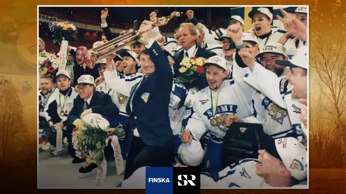 Finska Dokumentti: MM95 ja Jarmo Myllys - maalivahti, joka pysäytti Ruotsin. Kuvassa Suomen kultajoukkue juhlii historiallista kultaa jäällä Globenin finaaliottelun jälkeen. Keskellä Jarmo Myllys ja päävalmentaja Curt Curre Lindström.
