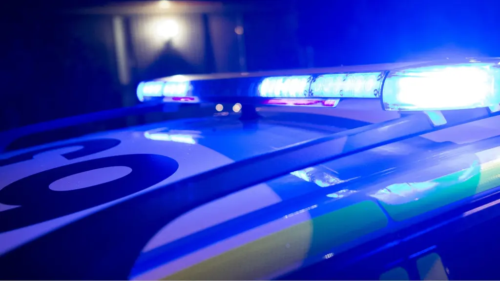  Polisen söker fler vittnesuppgifter för att kunna få tag på gärningsmännen.