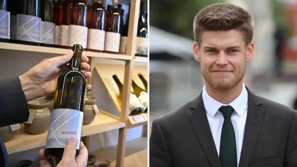 Oliver Rosengren (M) till höger i bild. Bilden till vänster visar en hand som håller en vinflaska.