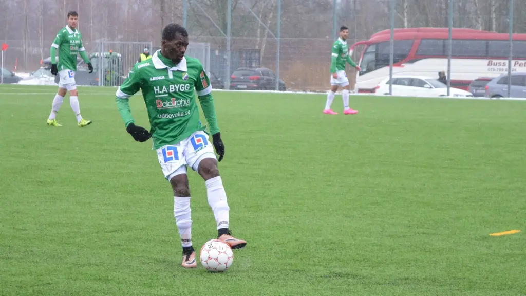 Yussif Chibsah  med bollen
