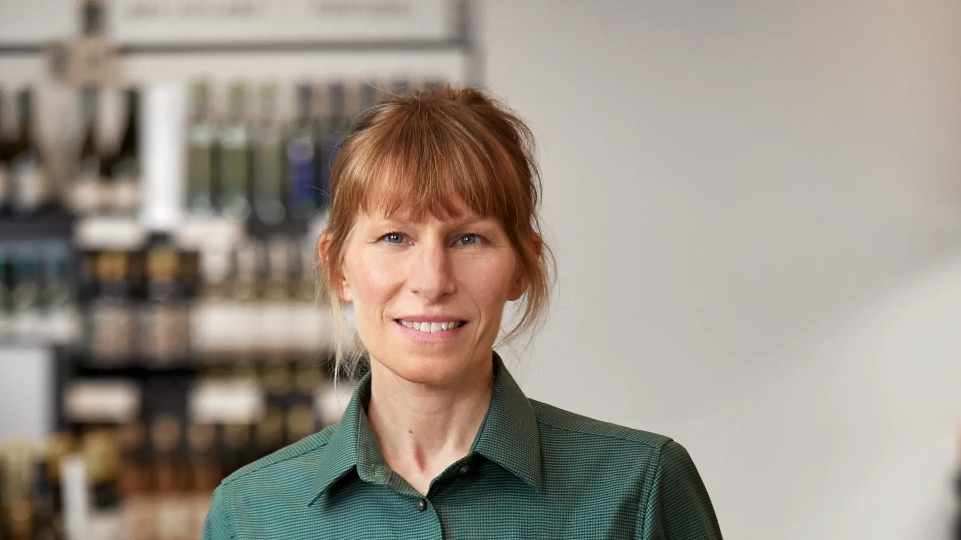 Porträttbild på Christine som är försäljare