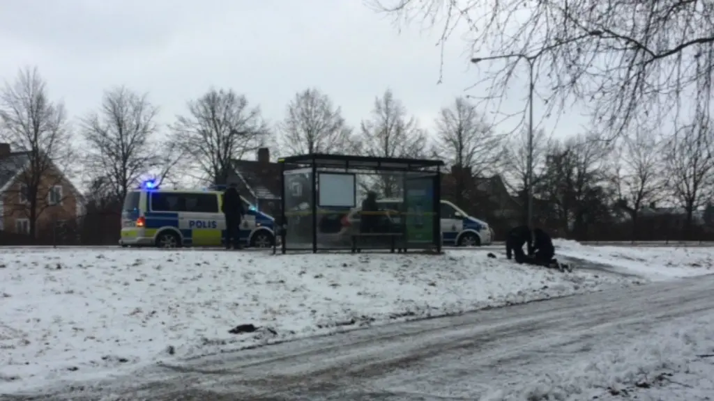 Polisinsats Markbacken.