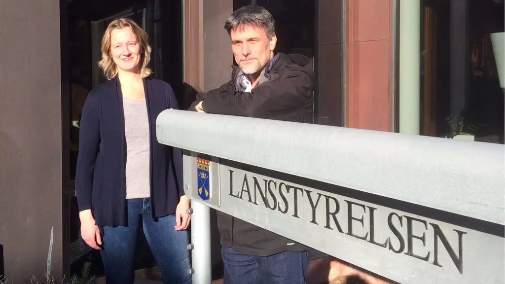 Beredskapsdirektör Lars-Håkan Jönsson och Karin Jonasson, länsstyrelsen. Foto: Stefan Ubbesen P4 Dalarna