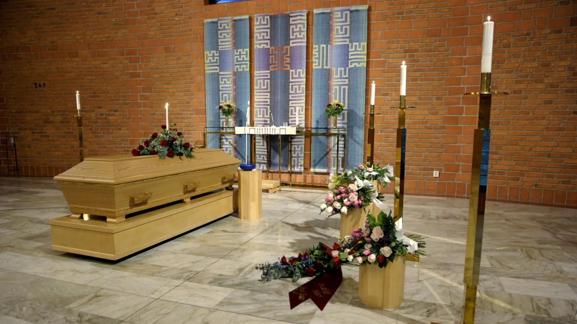 Swedish funerals start live streaming in response to coronavirus ...