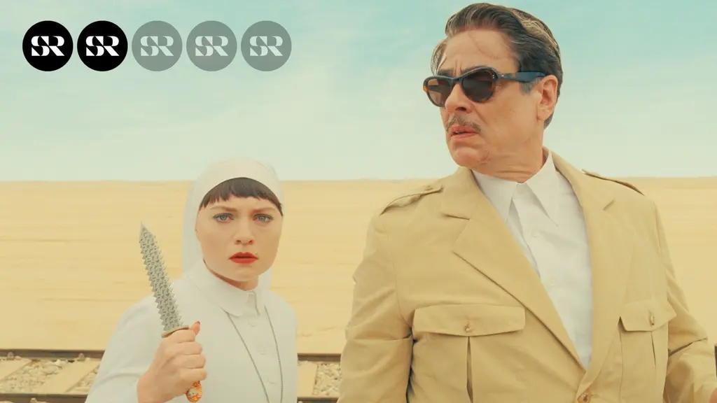 Mia Threapleton och Benicio del Toro i Wes Andersons film "The Phoenician Scheme".