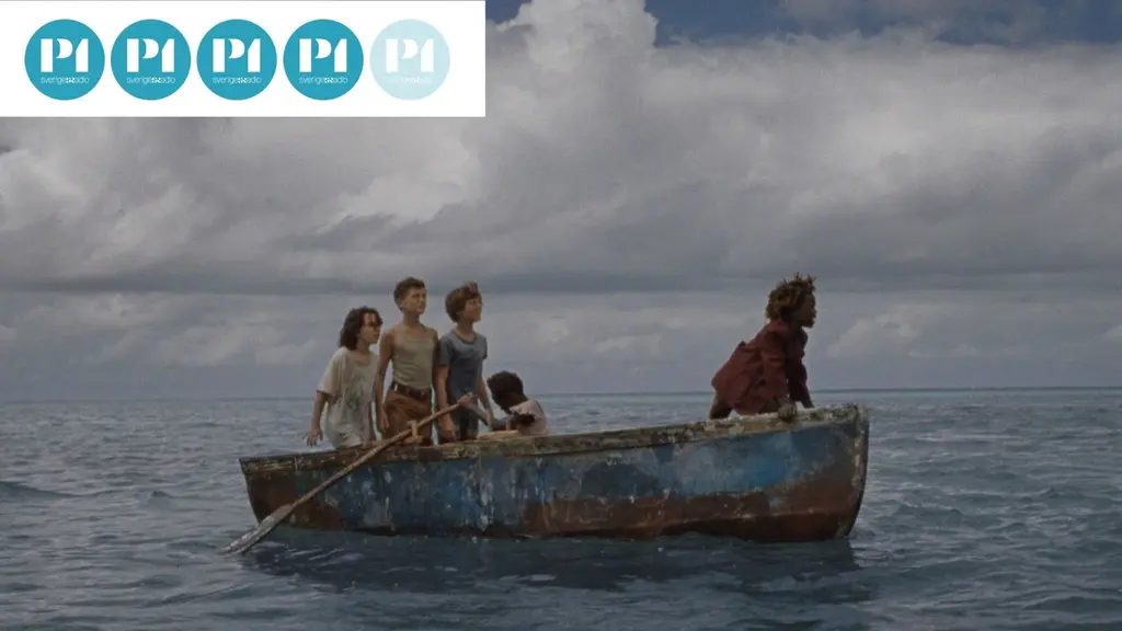 Barnen i "Wendy" blickar ut över havet.