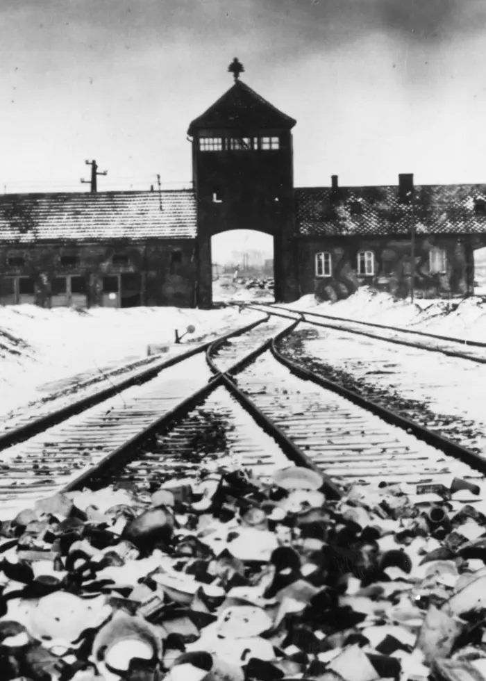 Tågrälsen in  till Auschwitz-Birkenau 