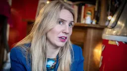 Med "Judas" följer Amanda Romare upp hyllade "Halva Malmö består av killar som dumpat mig".