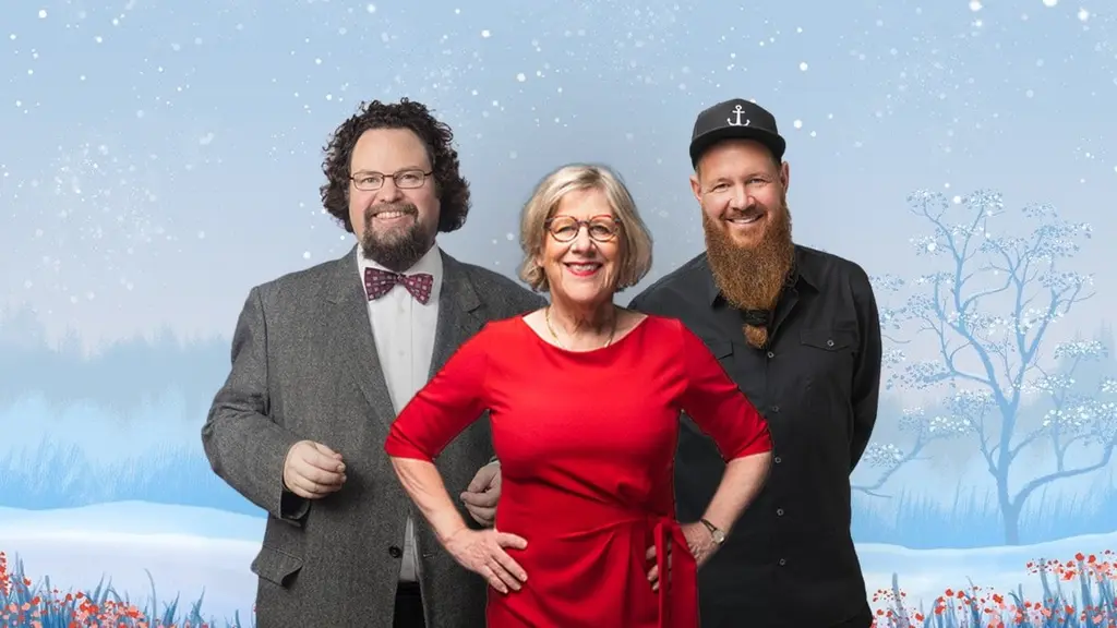 Tre personer framför en snöig bakgrund. Edward Blom, Agnes Wold och Christer Lundberg.