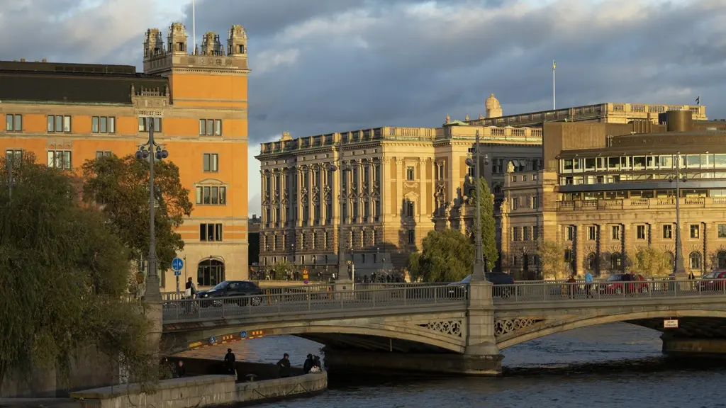 Rosenbad och riksdagen i Stockholm.