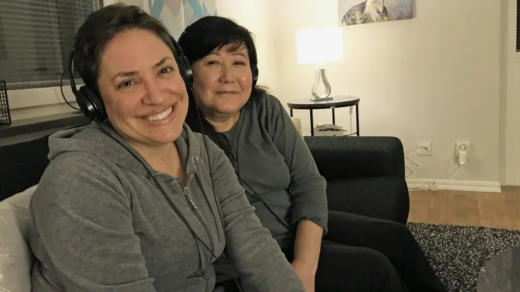 Leigh-Ann Olsson i Karlstad, jobbar inom socialförvaltningen och Jennifer Gamble jobbar som lärare.