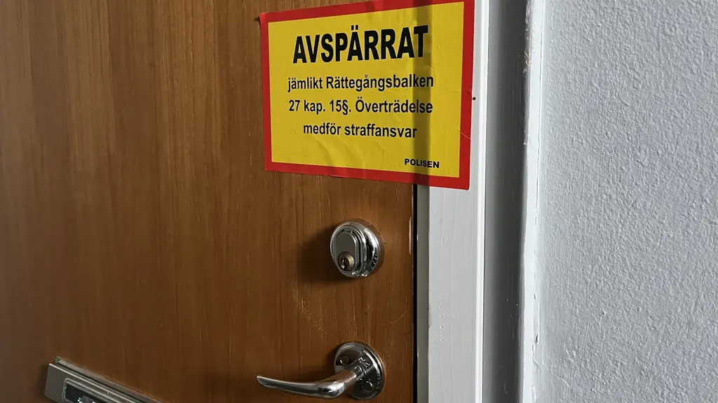 En av adresserna som stormades av polisens insatsstyrka ligger i Karlskoga.