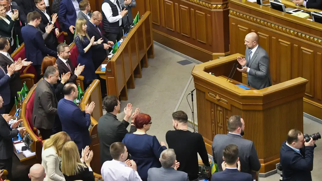 Hela regeringen har bytts ut i Ukraina.