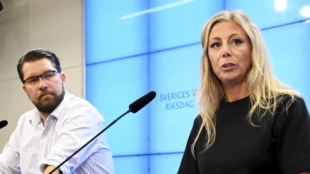 Sverigedemokraternas partiledare Jimmie Åkesson och gruppledaren Linda Lindberg