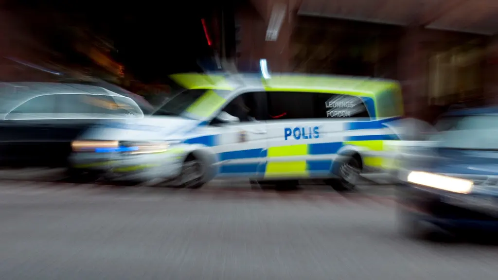 Polis