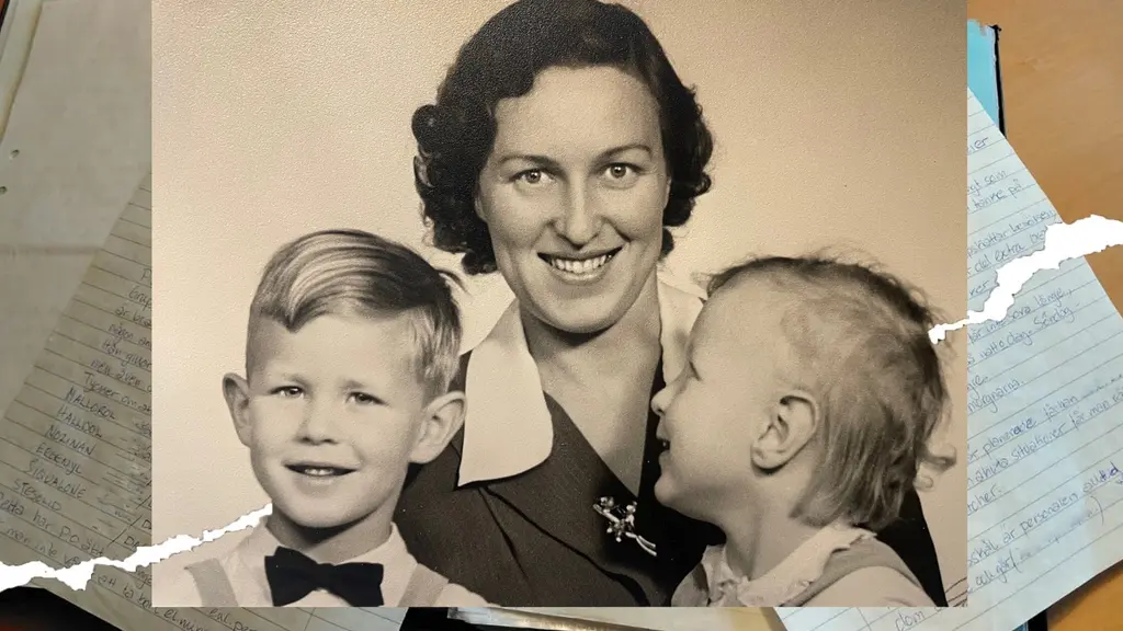 Arne och PO som barn med sin mamma i mitten